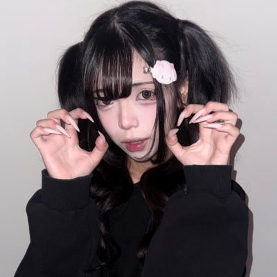 z1yuuuu_'s profile picture