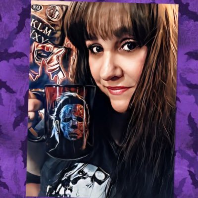 🕯️👻Jeanne Loves Horror👻🕯️'s profile picture