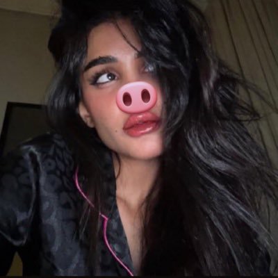 متخنزر 😭's profile picture