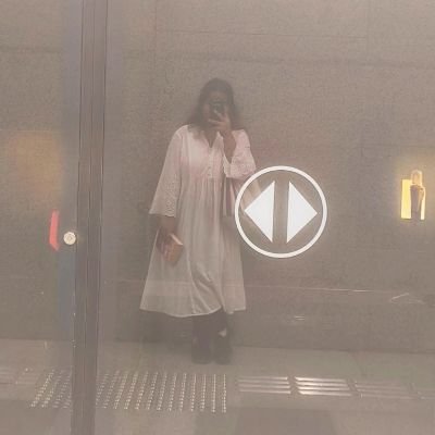 mahimak09's profile picture