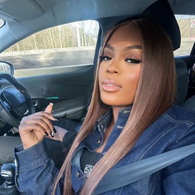 _GloireGrace's profile picture