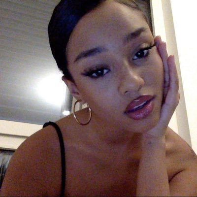 z 🏴's profile picture