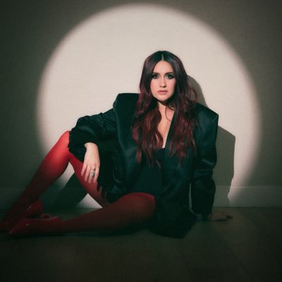 DulceMaria's profile picture