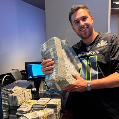Sean Perry's profile picture