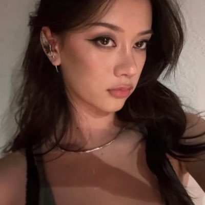 xi's profile picture