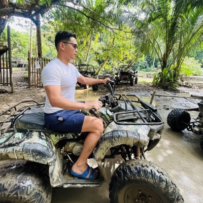 UrMasseurHunter's profile picture