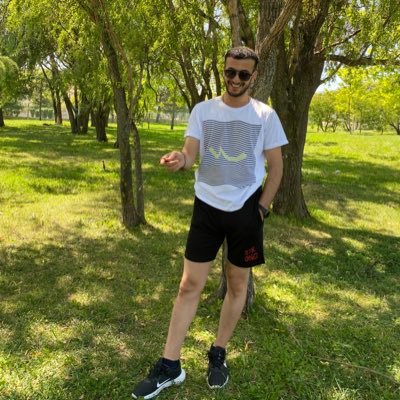 yomelik's profile picture