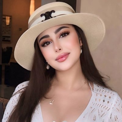 عاشقة الخيال🌼🍃's profile picture
