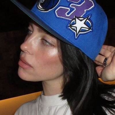 billie eilish loops's profile picture