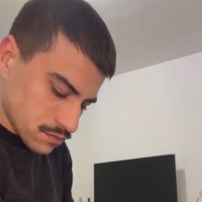 ananikiyim11's profile picture