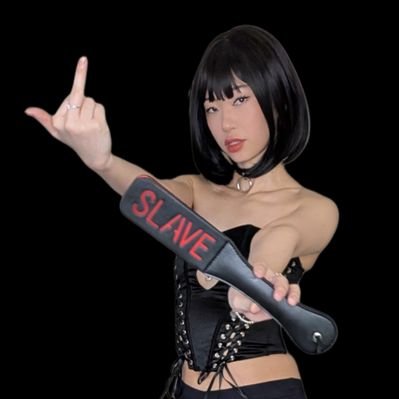 Goddess Evelyn 🦇's profile picture