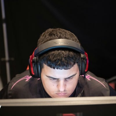 SHI’ naz's profile picture