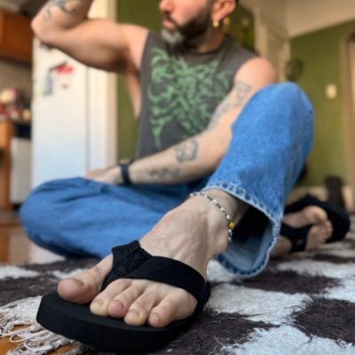punk boy feet 👣's profile picture