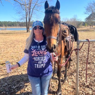 🇺🇸👠✝️Cathy❤️Trump✝️👠🇺🇸's profile picture