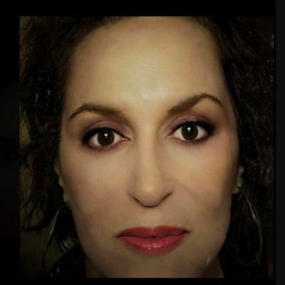 Angie 🦂🦂's profile picture