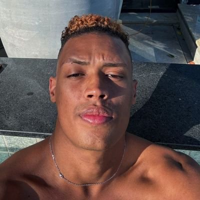 yur4r3's profile picture