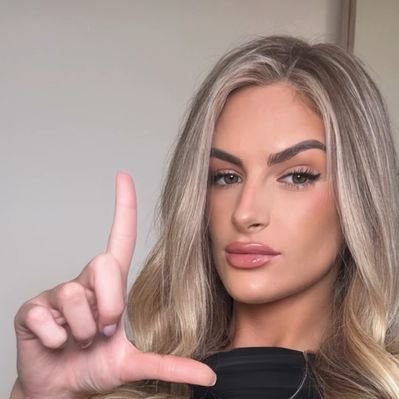 MoneydomMona's profile picture