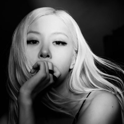 rosé pics's profile picture