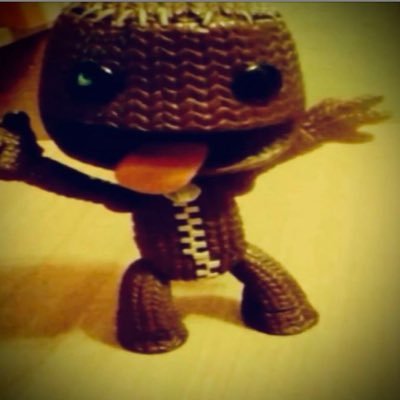 L's profile picture