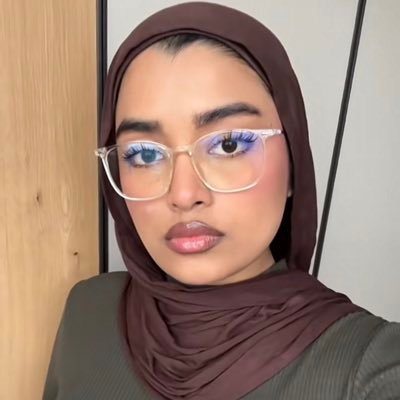 Mahira's profile picture