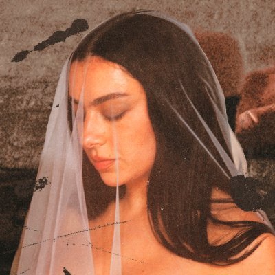 Info Charli xcx's profile picture