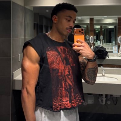zachrufus22's profile picture