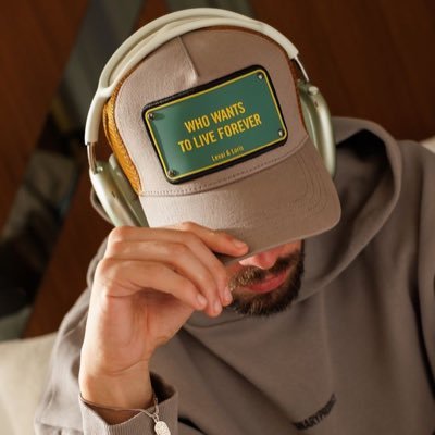𝐇𝐀𝐙𝐙𝐀's profile picture