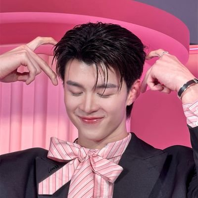 🎀 • REST's profile picture