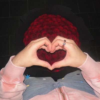 LoveZeeNuNewLove's profile picture