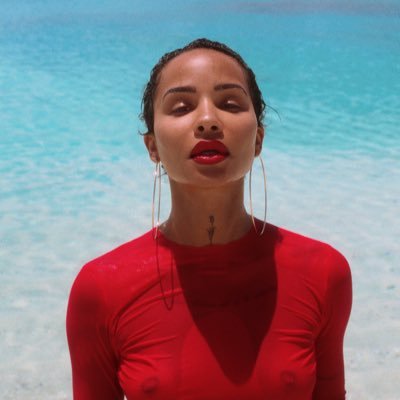 THETANAYASHOW's profile picture