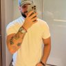 von breezy profil fotoğrafı