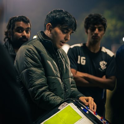 YjReviews's profile picture