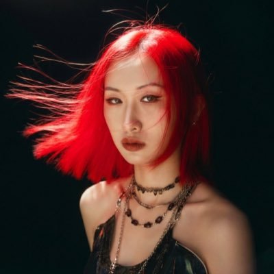 JunieLauX's profile picture