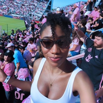 NALHIE's profile picture