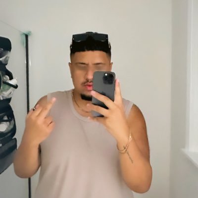 yourfavgiver's profile picture