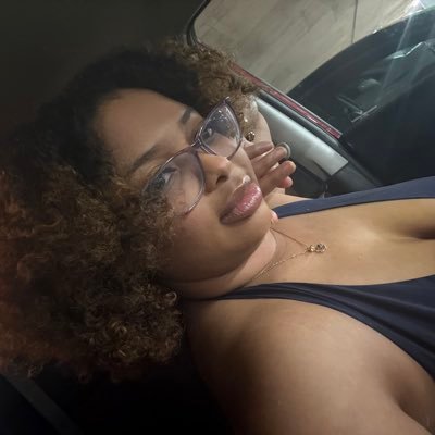 callme_selena's profile picture