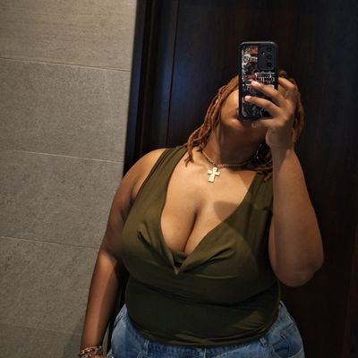 Auntie's profile picture