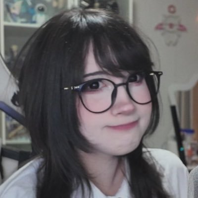 laniisu's profile picture