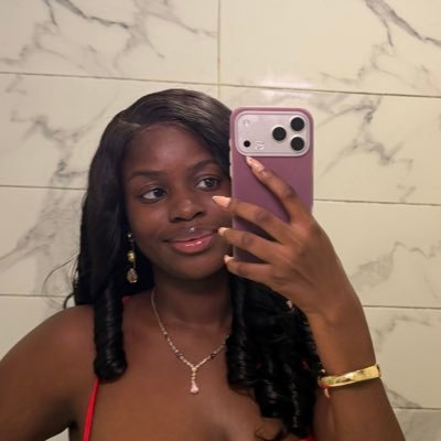 Faree Ferrari's profile picture