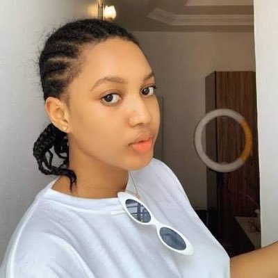 FineGirl250's profile picture