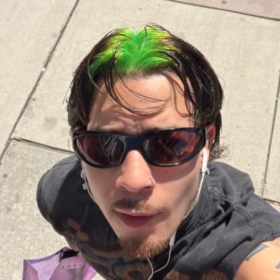 ChrisPvlace's profile picture