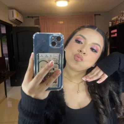 LEONAxTINISTA's profile picture