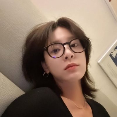 𝗽𝗲𝗻𝗲𝘁𝗵 tutup warung.'s profile picture