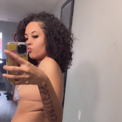 theyluvvkaylah's profile picture