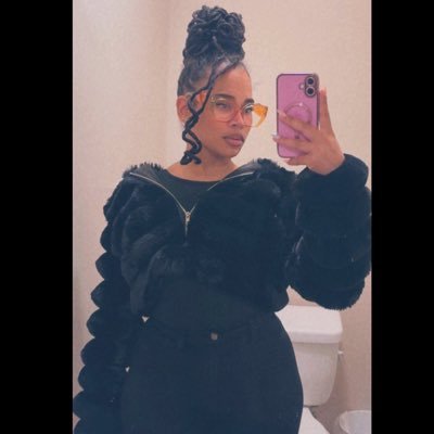 The LeadHER ♐️🐉🍀's profile picture