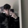 t's profile picture