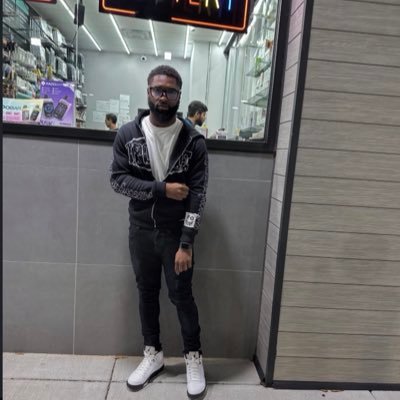 teshwnn's profile picture
