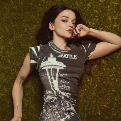 val's profile picture