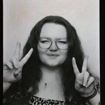 shannon’s being shannon 🤍's profile picture