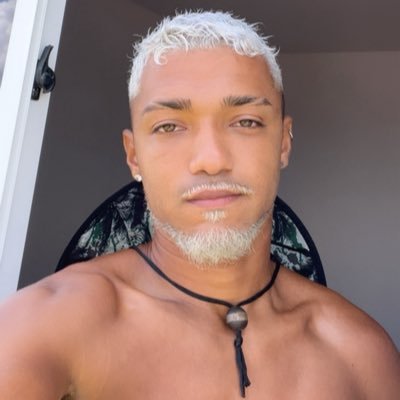Latino Americano 𓃦's profile picture